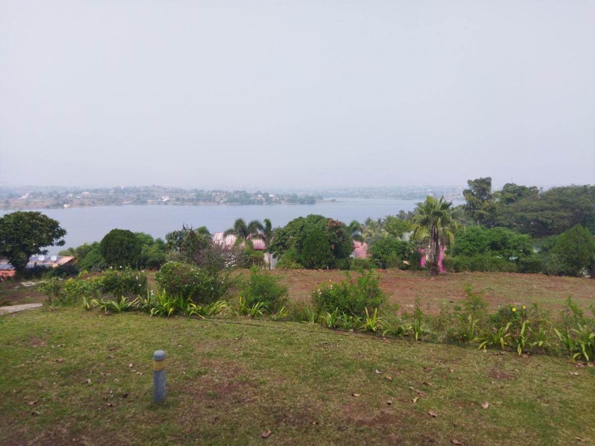 Savana Lake Resort Nashik Exterior photo